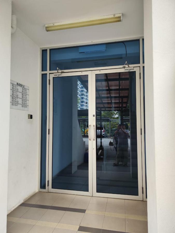 Putra 1 Pool Homestay Bandar Seri Putra Kampong Sungai Buah Ngoại thất bức ảnh