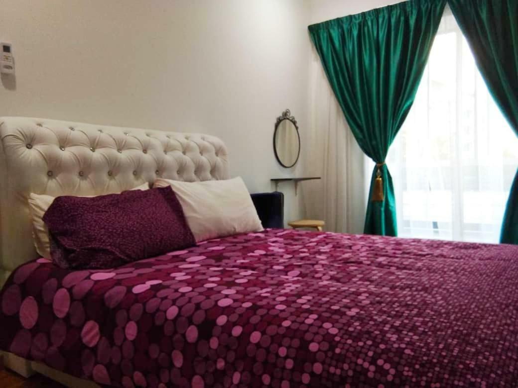 Putra 1 Pool Homestay Bandar Seri Putra Kampong Sungai Buah Ngoại thất bức ảnh